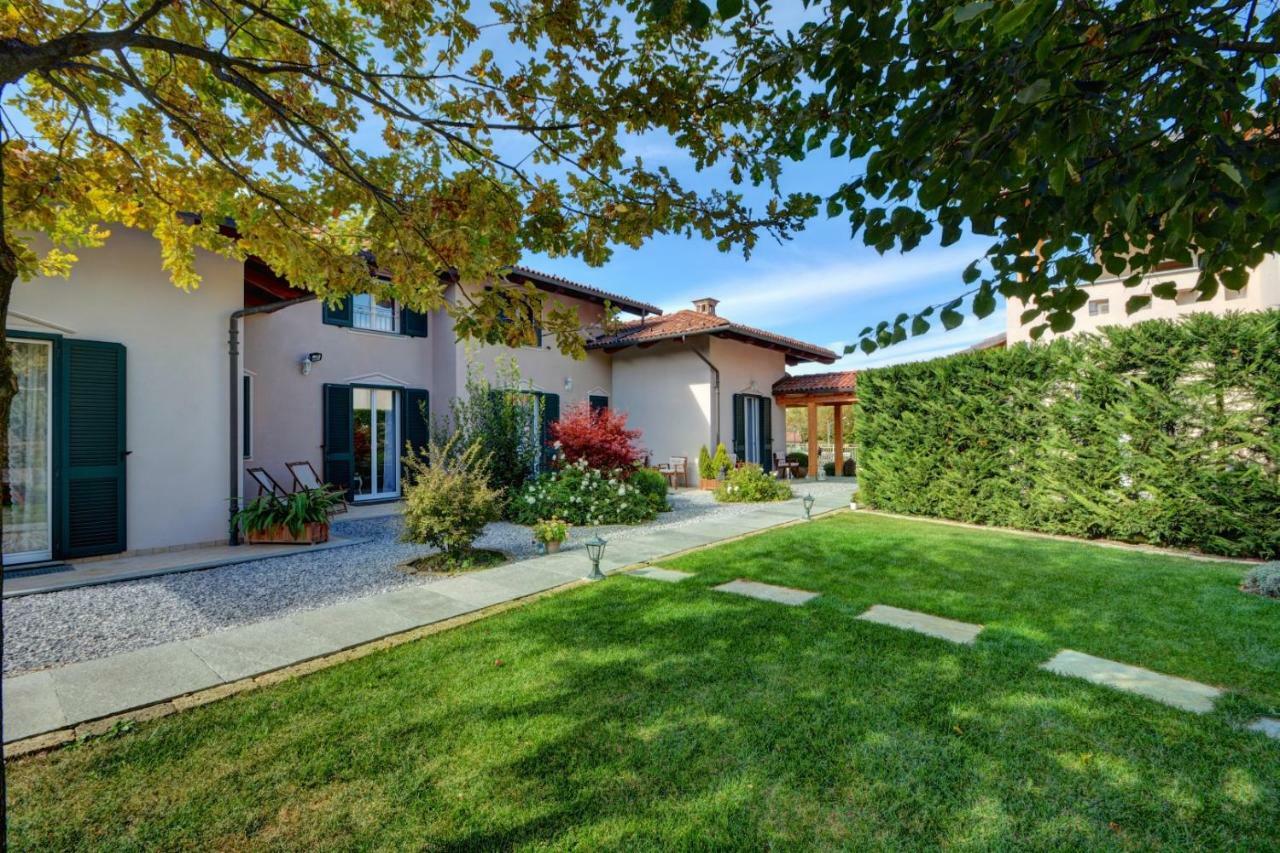 La Rosa Gialla Bio Apartments & Rooms Barolo Extérieur photo